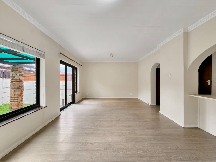 3 Bedroom Property for Sale in Tokai Western Cape